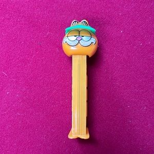 Vintage Garfield Pez